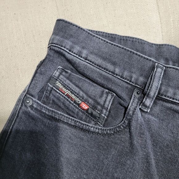 Diesel Mens D-Strukt Slim Jeans in Black 30 X 34 09A14 - Picture 8 of 12